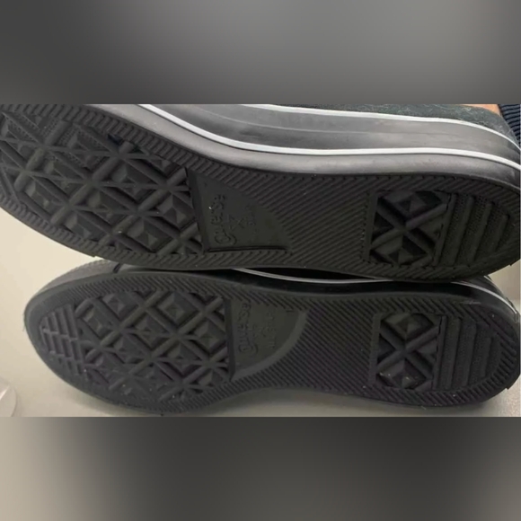 Converse All Star Black and Purple  Sneakers Like New M 11 W 13 MSRP 94.99 - Picture 7 of 7